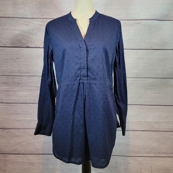 CROWN & Ivy Textured Tunic Blouse Dark Blue Size Medium - Picture 1 of 7